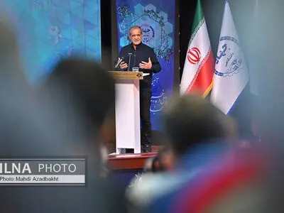 الرئيس بزشكيان: الإنتاج والصادرات الطريق الأمثل لتحييد العقوبات