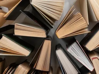رمان‌هایی که روزبه‌روز معروف‌تر می‌شوند