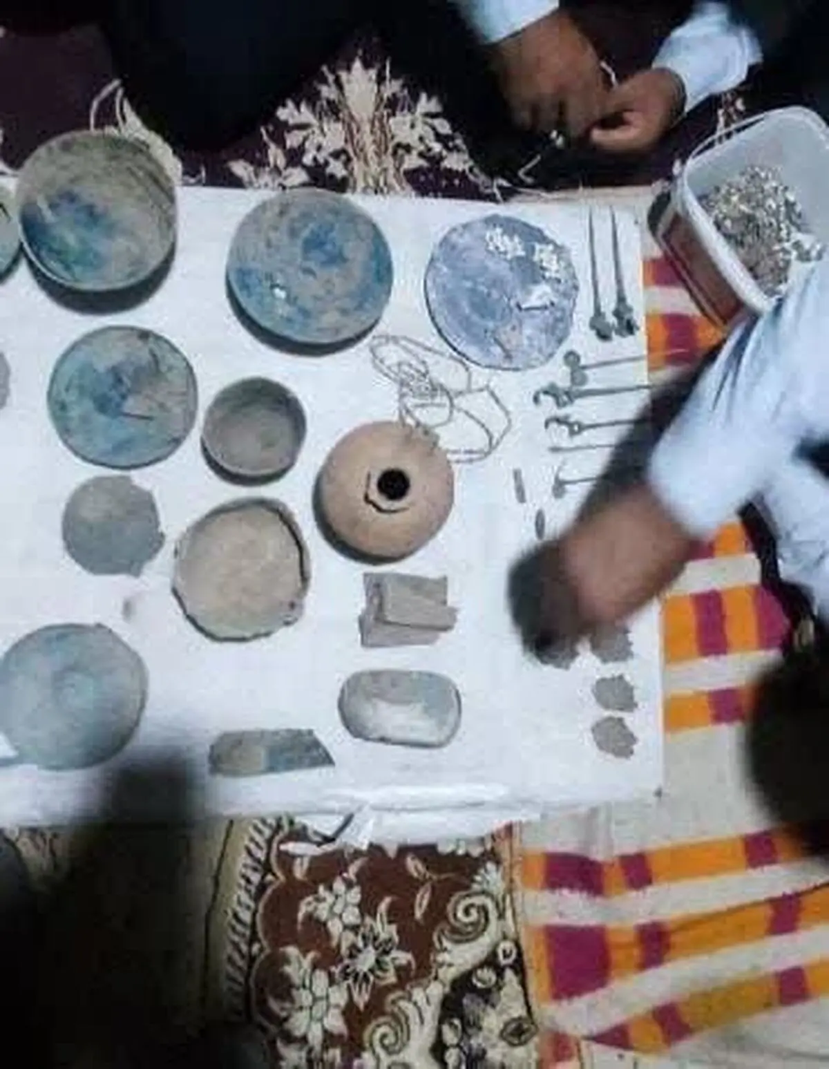 کشف ۶۱ قلم اموال و اشیای تاریخی در مرودشت