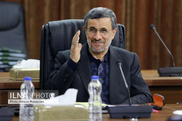 Ahmadinejad enters Iran's June 28 presidential election race