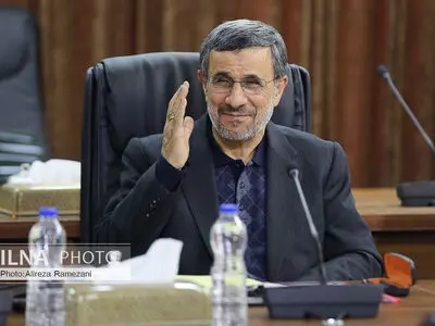رویترز گزارش داد: آمریکا احمدی‌نژاد را تحریم کرد