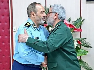 وزیر دفاع و فرمانده نیروی قدس سپاه دیدار کردند