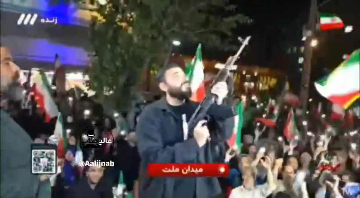 شلیک تیرهوایی توسط مجری شبکه سه روی آنتن زنده+ فیلم