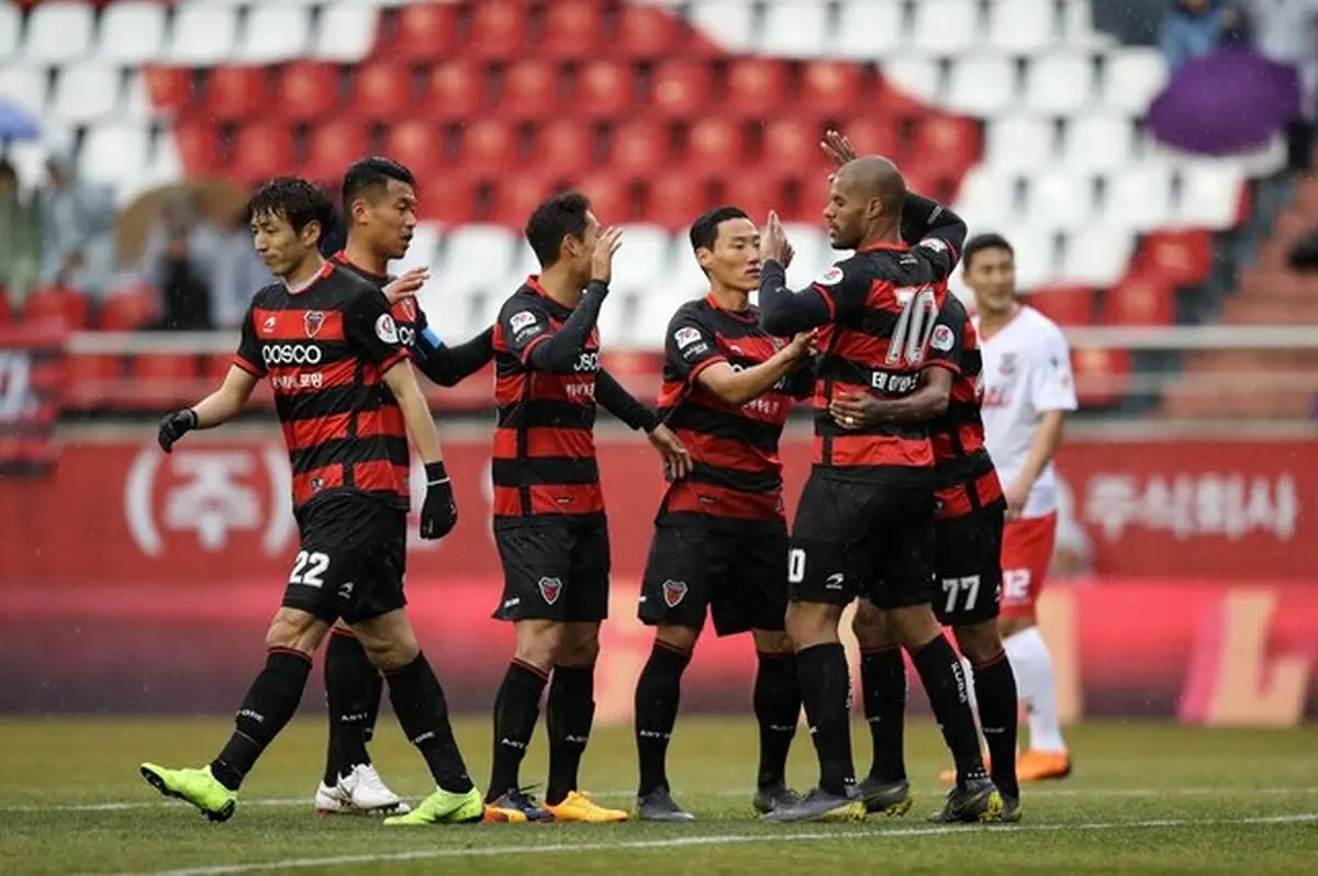 سرمربی پوهانگ : نقطه ضعف الهلال در خط دفاع است