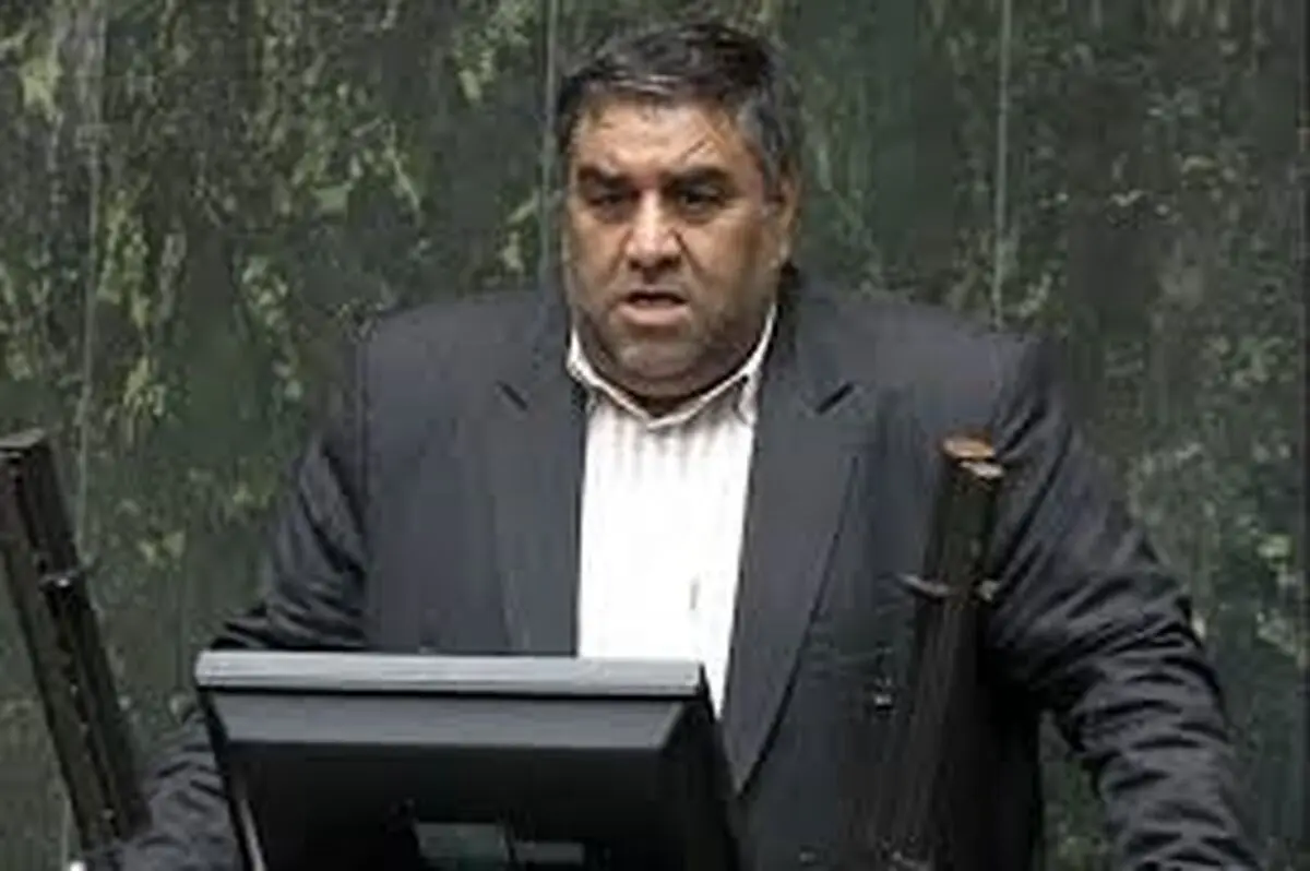 مردم چه گناهی کرده‌اند که دولت کار را رها کرده است