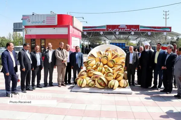 افتتاح اولین جشنواره پسته در شهرستان بوئین‌ زهرا