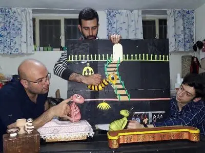 بخش پرفورمنس در جشنواره تئاتر شهر رقابتی نیست/ دو خیاط تنبل در پردیس تئاتر تهران