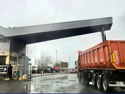 ترخیص بی وقفه محموله‌های وارداتی نهاد‌ه‌های دامی با نظارت بهداشتی دامپزشکی گیلان