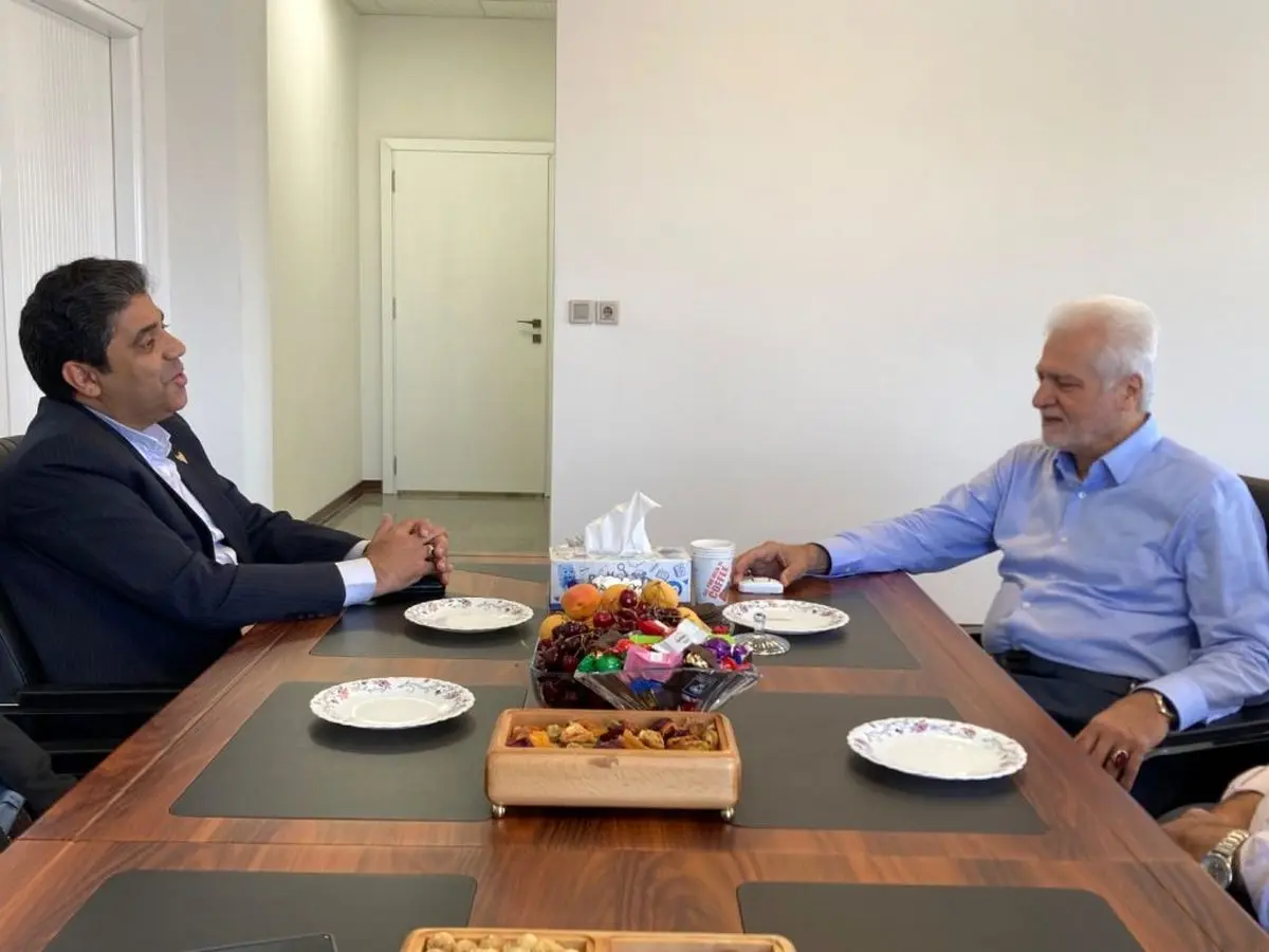 برگزاری نشست مشترک مدیرعامل فولاد شاهرود و مدیر کل راه‌آهن شمال شرق (شاهرود) با محوریت بررسی ظرفیت‌های حمل‌ونقل ریلی