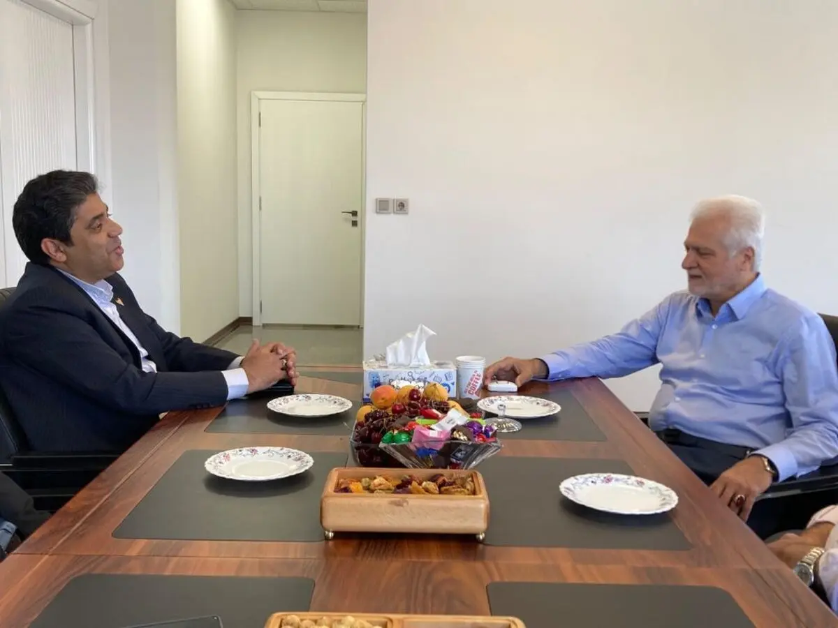 برگزاری نشست مشترک مدیرعامل فولاد شاهرود و مدیر کل راه‌آهن شمال شرق (شاهرود) با محوریت بررسی ظرفیت‌های حمل‌ونقل ریلی