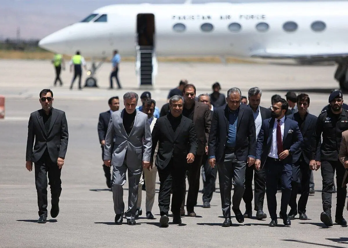 وزیر کشور پاکستان وارد ایران شد
