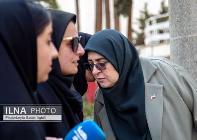 حاشیه جلسه هیات دولت- 6 اسفند