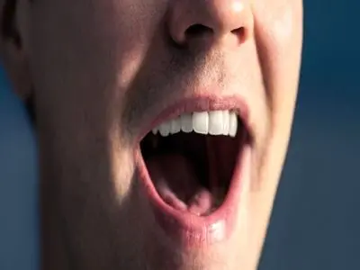 از اسپاسم‌های ناگهانی تا فلجی حنجره؛ تاثیر استرس بر صدا