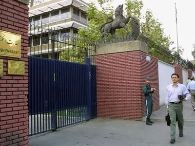 عکس خبرنگار بی بی سی از داخل سفارت انگلیس