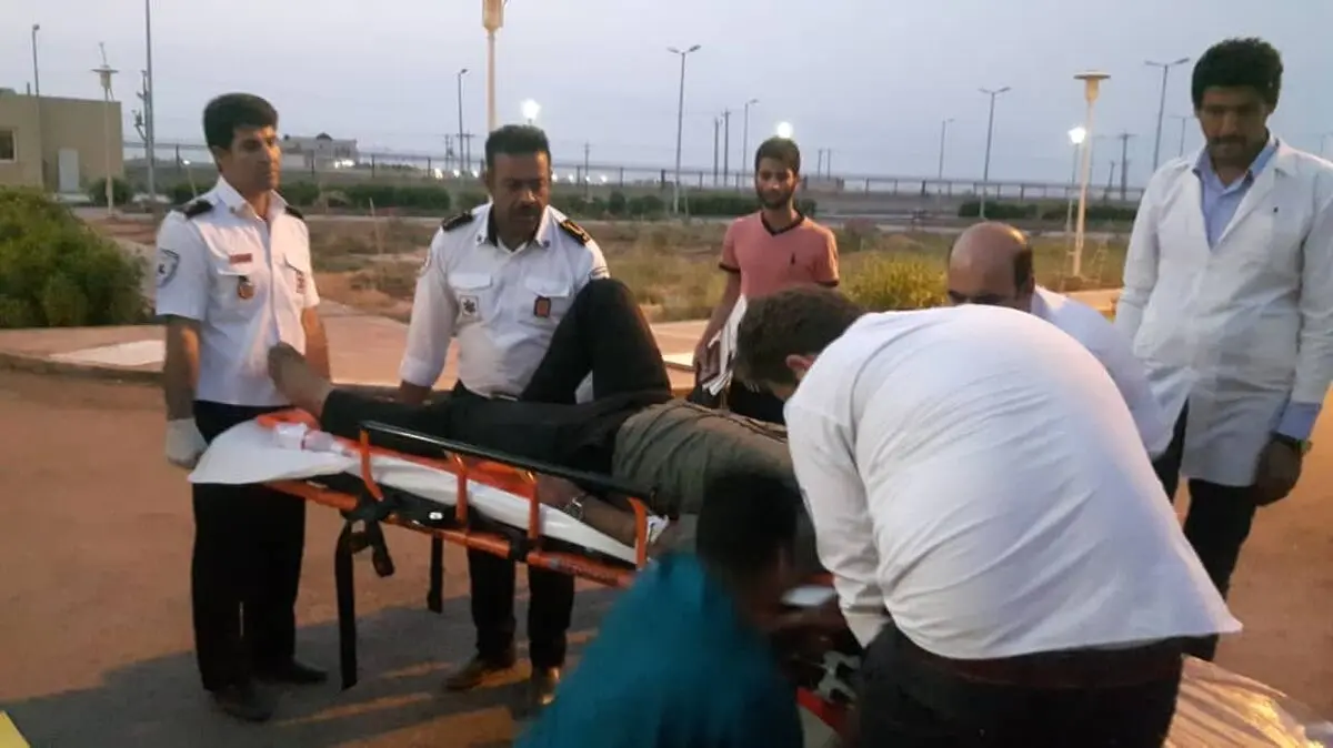 واژگونی یک دستگاه خودرو سواری در بستان/ این حادثه تلفات جانی نداشت