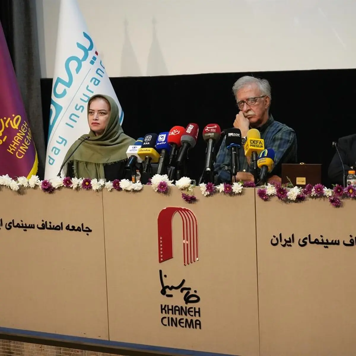 هم‌افزایی بیمه دی و خانه سینما برای ارتقای امنیت حرفه‌ای اهالی هنر / حمایت بیمه دی از رویدادهای هفته سینما