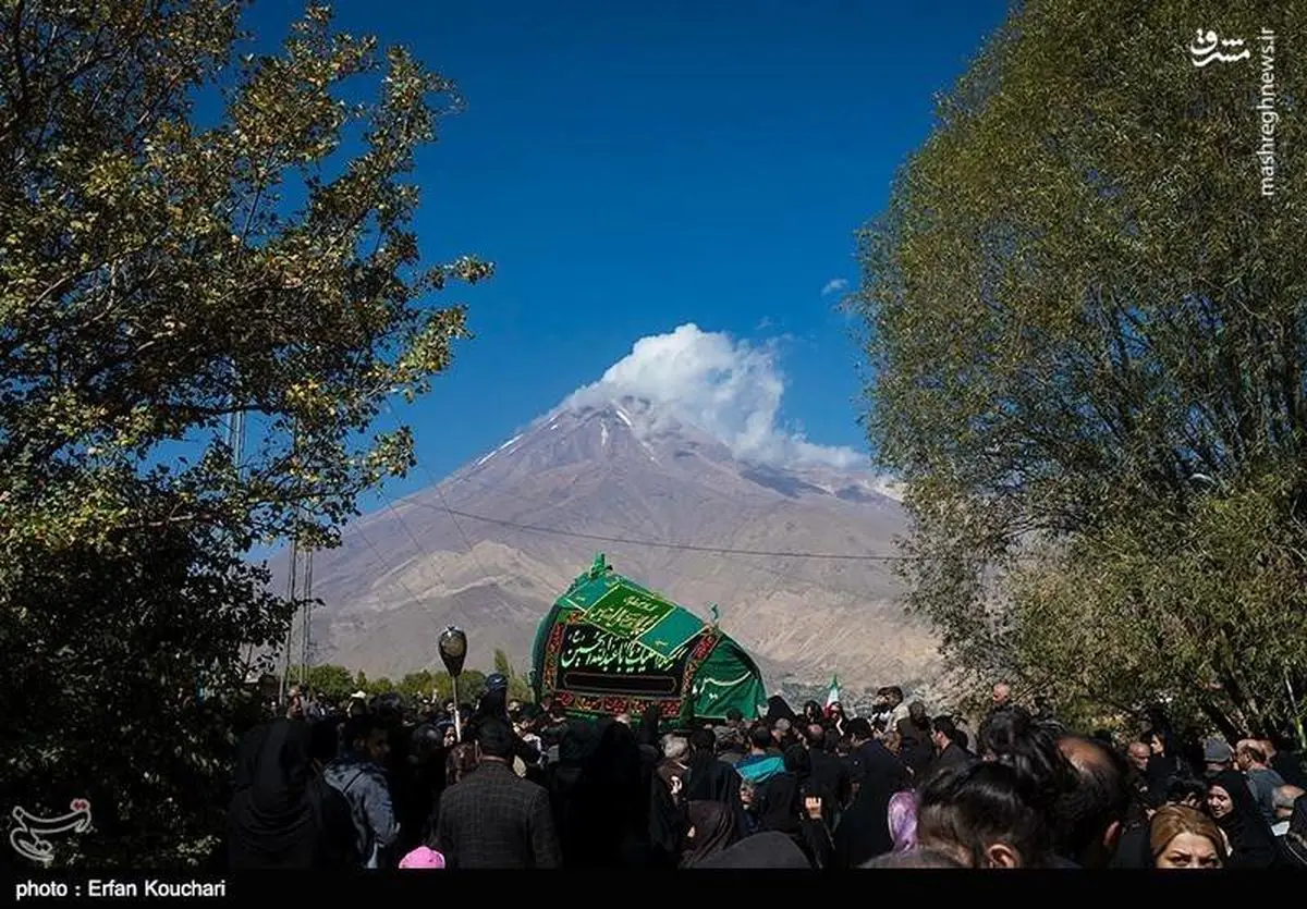 تصاویری از آئین سنتی نخل گردانی در روستای نوا