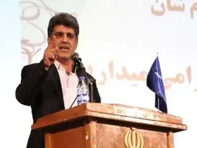 شوریعالی تامین اجتماعی احیا شود/ عکس یادگاری با کارگران دردی از آن‌ها دوا نمی‌کند 