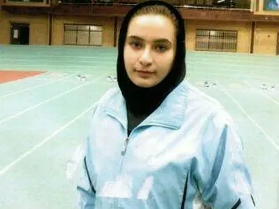 مدال طلای ایران بر گردن بانوی پرتابگر چکش آذربایجان غربی