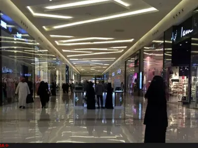 عربستان حقوق کارمندان خود را برپایه تقویم شمسی پرداخت می‌کند