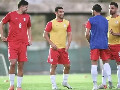 پوستر بازی ایران مقابل قطر با طرح خلیج فارس (عکس)