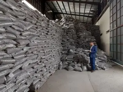 کشف ۹۴۰ تن حبوبات خارجی به ظن قاچاق در البرز