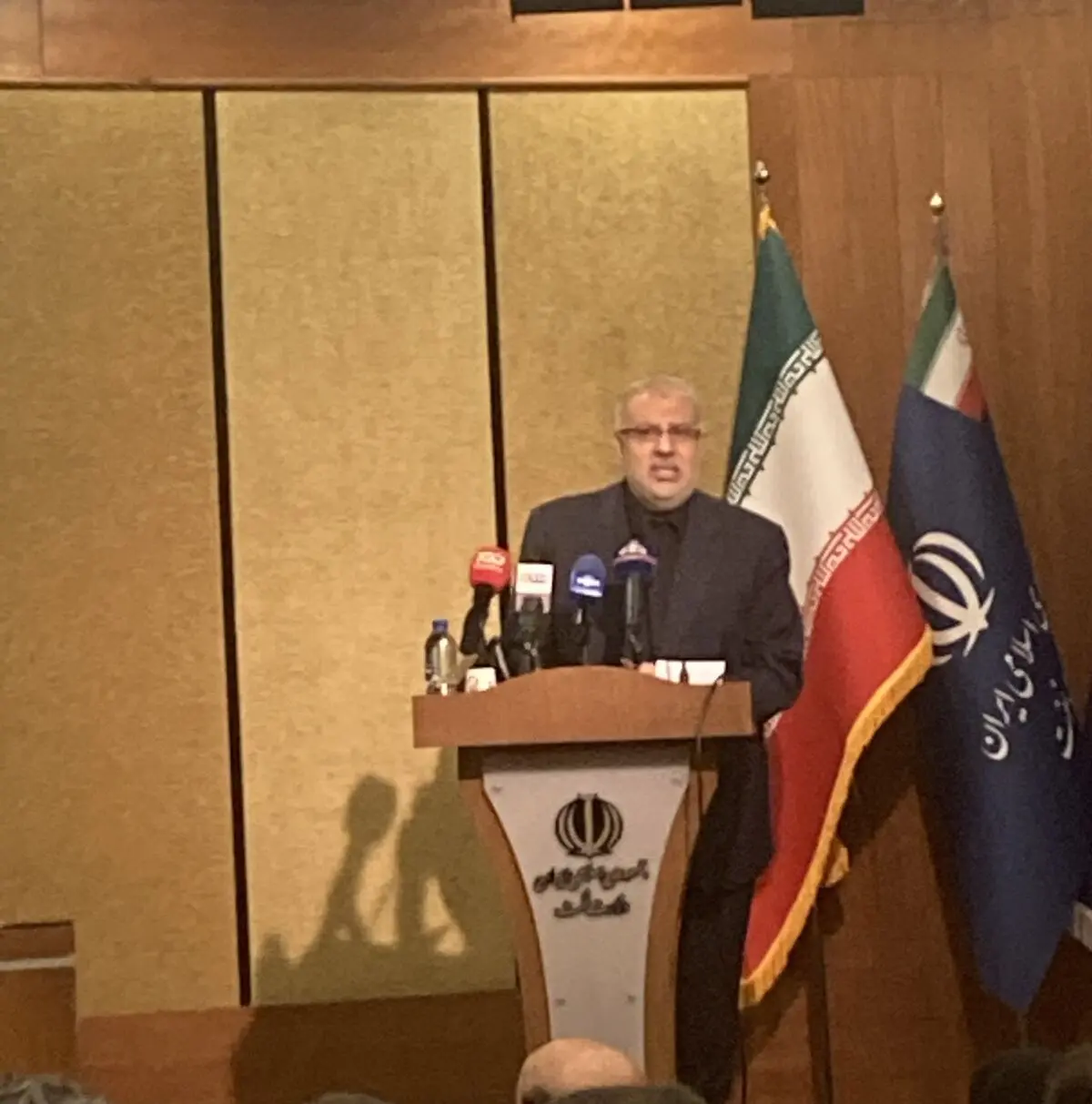 تا ۳ سال آینده تولید تمام پالایشگاه‌ها یورو ۵ می‌شود/ هیچ میدان مشترک بلاتکلیفی نداریم