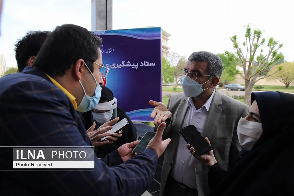  اخبار منتشر شده درباره واکسن ۳۰۰ هزار تومانی کذب محض است/ واکسن به ترتیب اولویت سند ملی واکسیناسیون به افراد تزریق می‌شود 