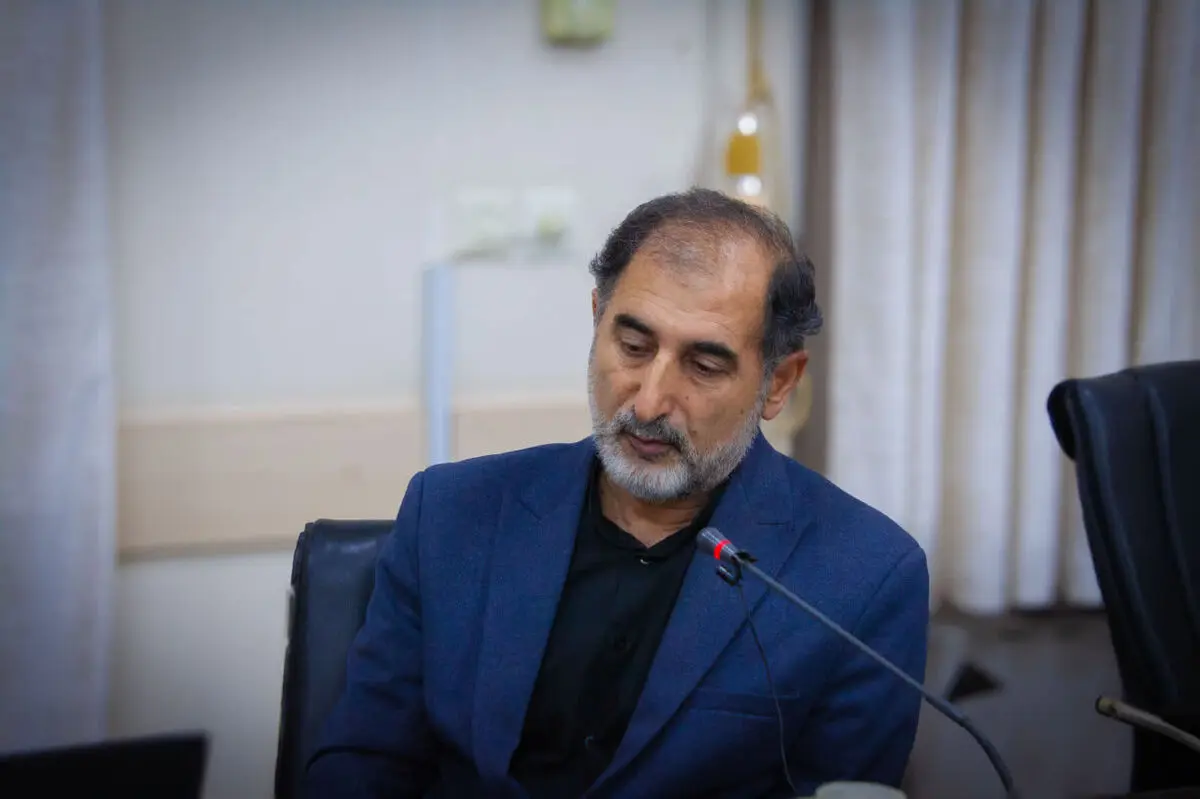 مکتب امام شهید و شاخصه‌های آن