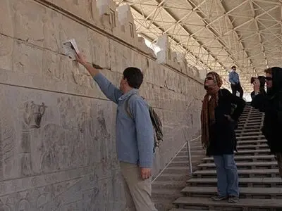 نوروز ۱۴۰۴ بدون گردشگر خارجی به پایان رسید/ از سال گذشته ۲۷۰۰ گردشگر خارجی به ایران آمده‌اند
