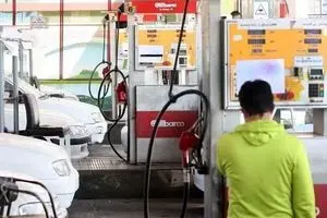 تداوم نظارت‌ها بر جایگاه‌های سوخت برای کاهش آلودگی هوا

