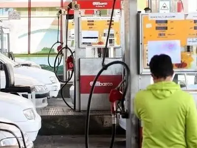 تداوم نظارت‌ها بر جایگاه‌های سوخت برای کاهش آلودگی هوا

