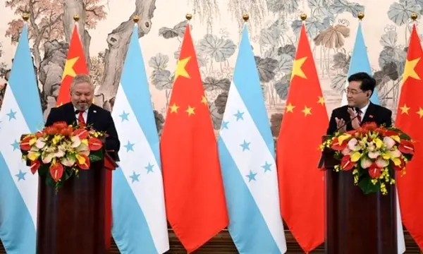 برقراری روابط دیپلماتیک میان چین و هندوراس