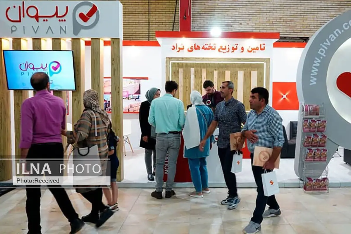 ویدئو/ پیوان متخصص در زمینه تامین و توزیع انواع تخته و محصولات چوبی