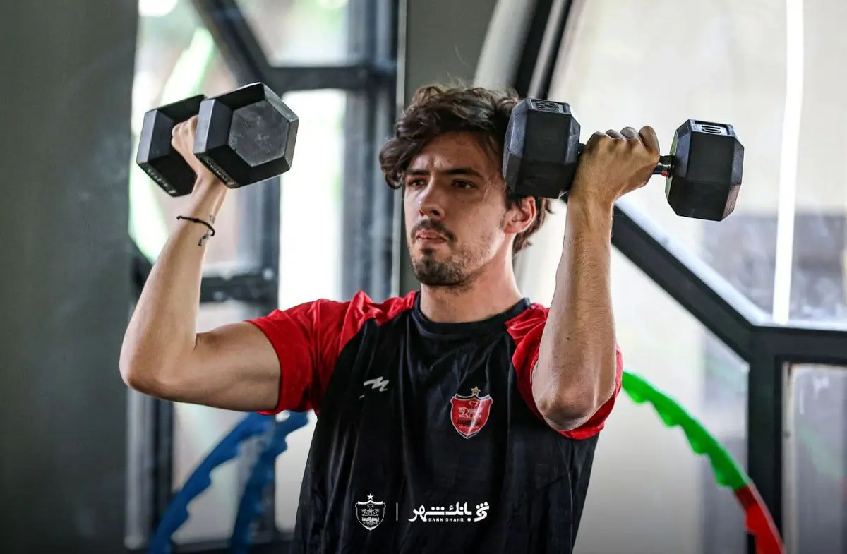 اجرای برنامه ریکاوری پرسپولیس در سالن وزنه