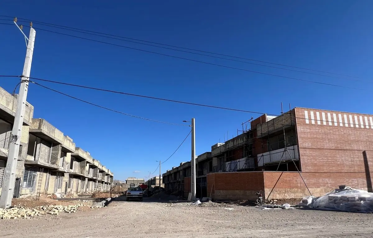 تحقق زیرساخت برق‌رسانی به ١١ هزار واحد از نهضت ملی مسکن