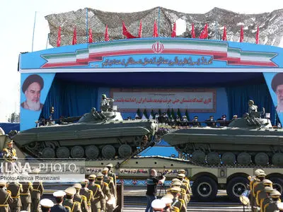 فی کلمته بمراسم یوم الجیش؛  رئیسی: القوات المسلحة ترصد أی تحرک للکیان الصهیونی 