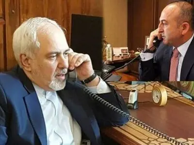 ظریف یبحث هاتفیا مع نظیره الترکی اخر تطورات تفشی فایروس کورونا 