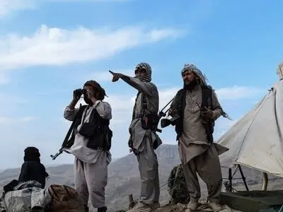 "طالبان" تعفو عن غنی وجمیع مسؤولی الحکومة الأفغانیة وتسمح لهم بالعودة للبلاد