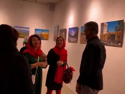 نمایشگاه عکس با موضوع ” هرمزگان من” در بندرعباس برگزار شد