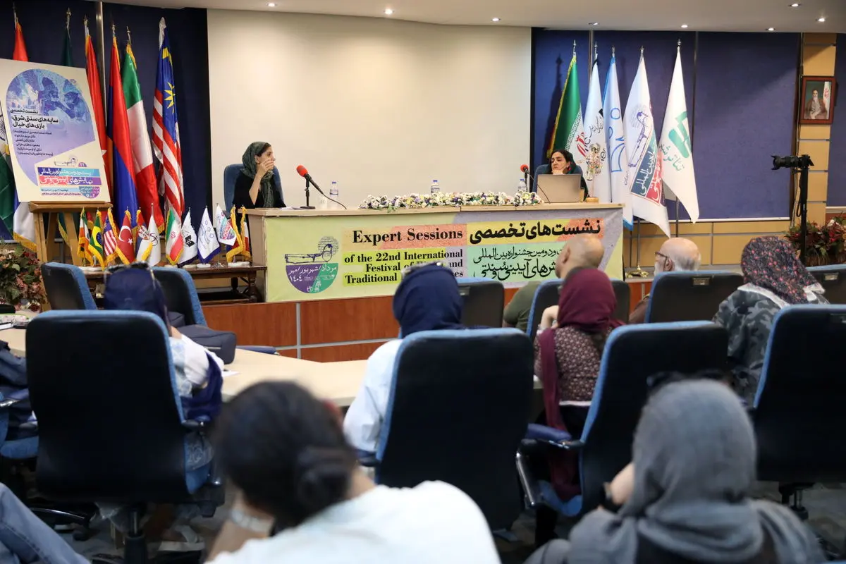 پنجمین نشست جشنواره آیینی سنتی برگزار شد/«تئاتر سایه عروسکی در ایران مهجور مانده است» 
