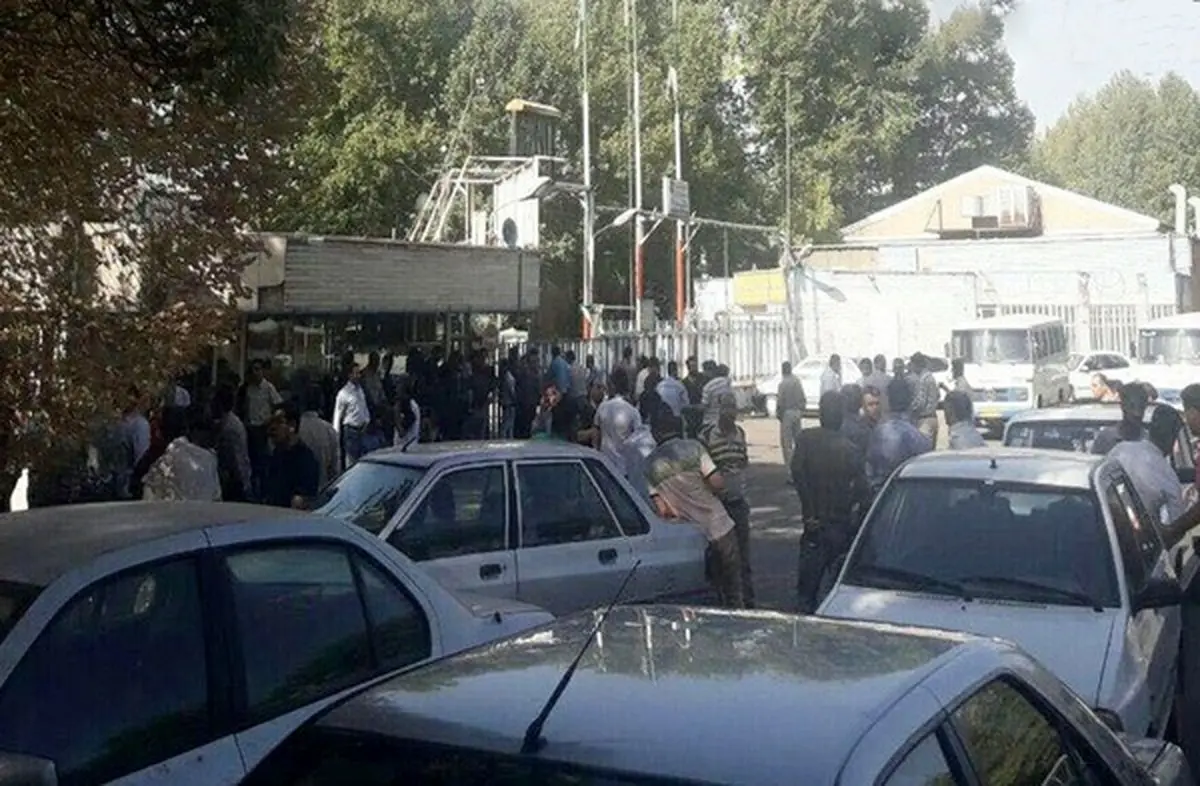 اعتراض کارگران تولی پرس قزوین به پرداخت بیمه بیکاری به‌جای حقوق