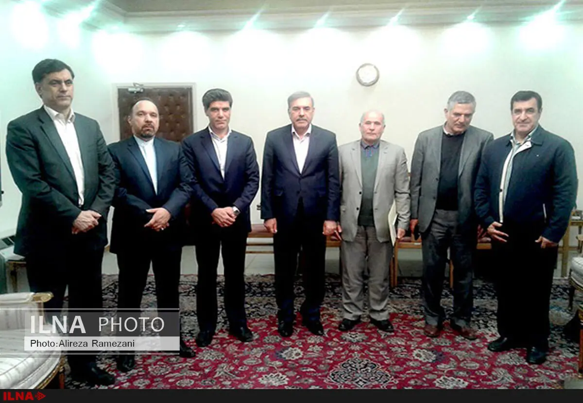 نشست اعضای جبهه تدبیر و توسعه ایران اسلامی با مرتضی بانک