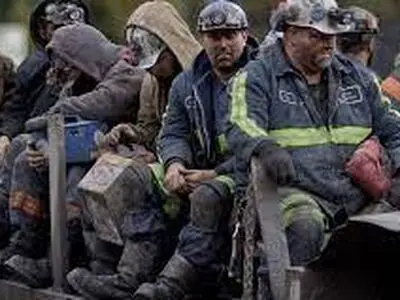 افزایش کفِ مزدی کارگران خارجی برای تمدید اقامت در انگلیس