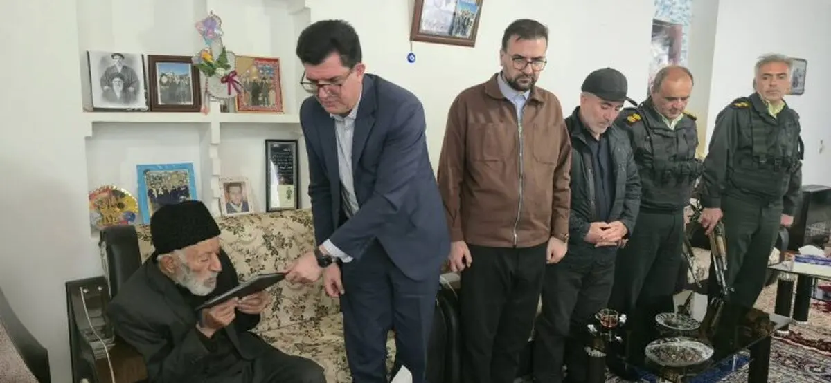 ادای احترام به مقام شامخ شهید علیرضا الهوردی‌زاده