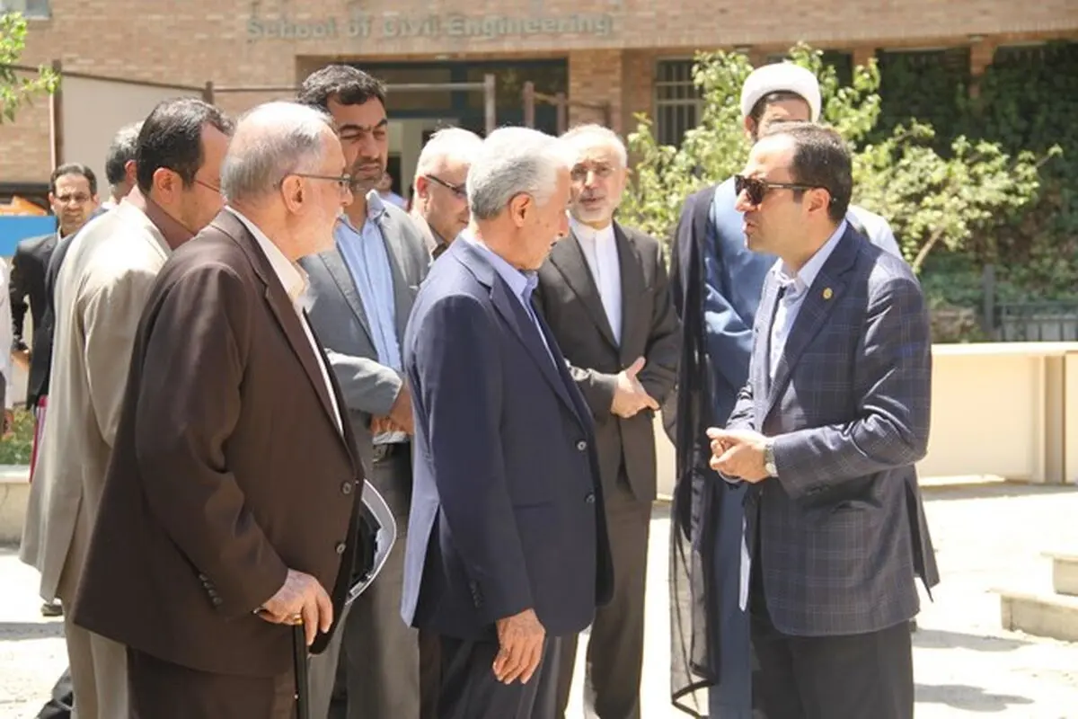 آغاز طرح توسعه و بازسازی دانشکده مهندسی عمران با حضور وزیر علوم و معاون رییس جمهور