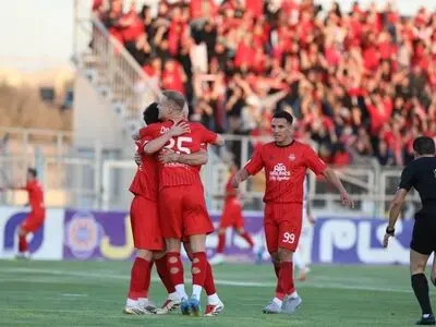ویدیو: گل آفساید تراکتور به نسف قارشی توسط دروژدک