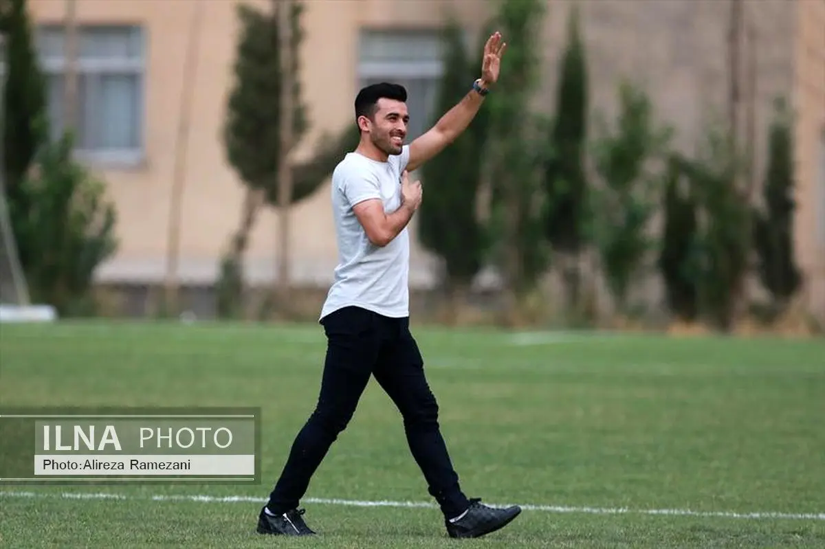 بختیار رحمانی با انتشار نامهای از هواداران استقلال خداحافظی کرد