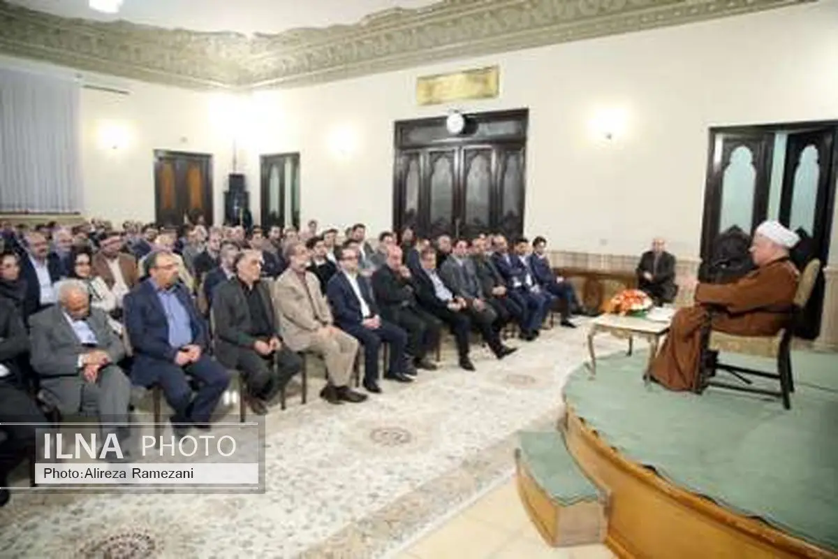 الزام همکاری بانک ها با استانداری ها برای فعالیت مجدد کارخانه ها