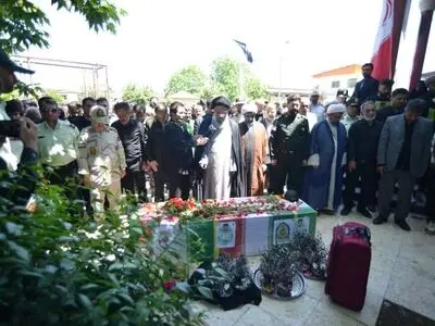تشییع پیکر شهید «مزرئی نوده» در روستای نوده ملک